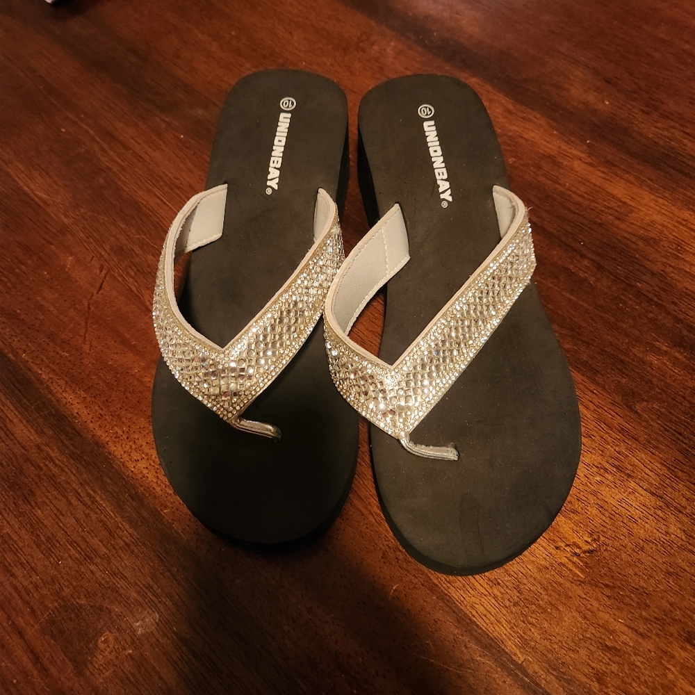 UNIONBAY Bling Shiny Black Rhinestone Thong Flip Flop Sandals Size 10 Wedge